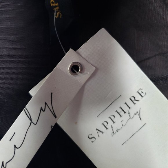 Sapphire Daily Black Capri Women's Medium Pants - NWT - Picture 2 of 7